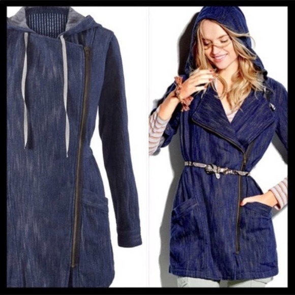 Cabi Medium Adventure Anorak Hooded Chambray Jacket Love Carol Collection GH - Picture 5 of 10